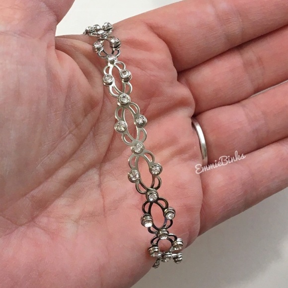 New Rhinestone ‘Ring to Bracelet’ Multipurpose Jewelry \ Transforming Ring - Picture 11 of 16